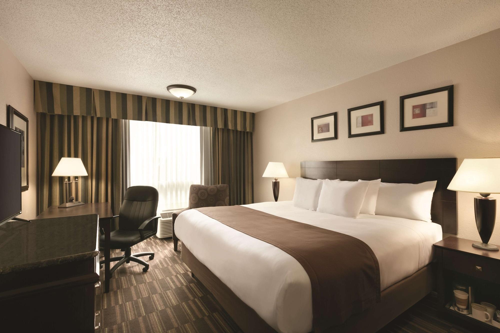 Radisson Hotel Louisville North Jeffersonville Δωμάτιο φωτογραφία