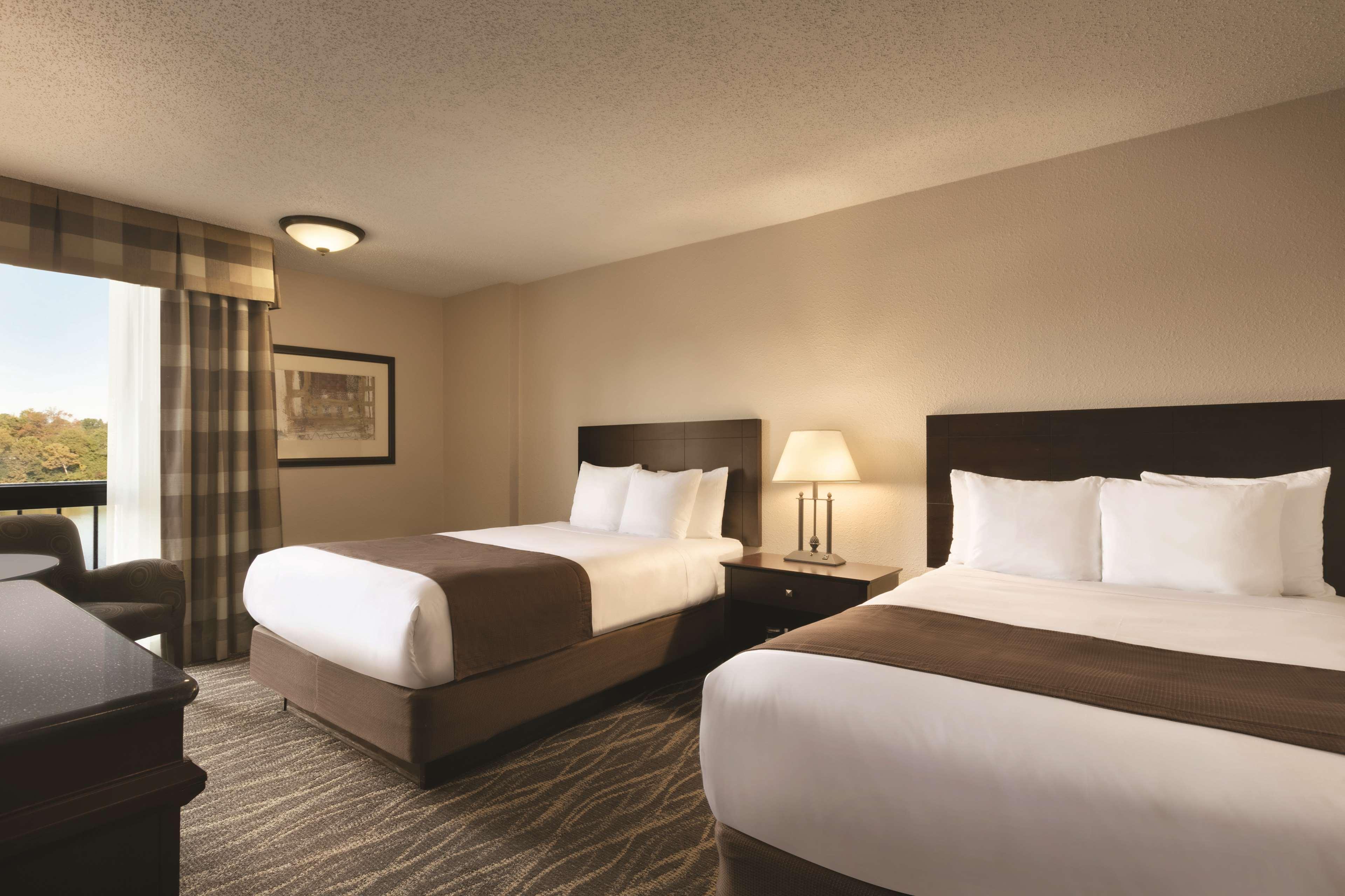 Radisson Hotel Louisville North Jeffersonville Δωμάτιο φωτογραφία