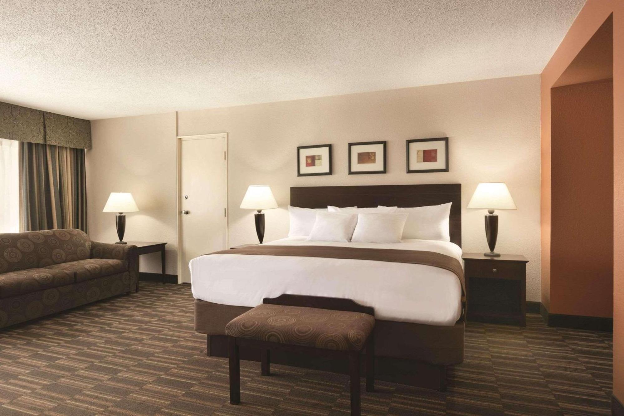 Radisson Hotel Louisville North Jeffersonville Εξωτερικό φωτογραφία